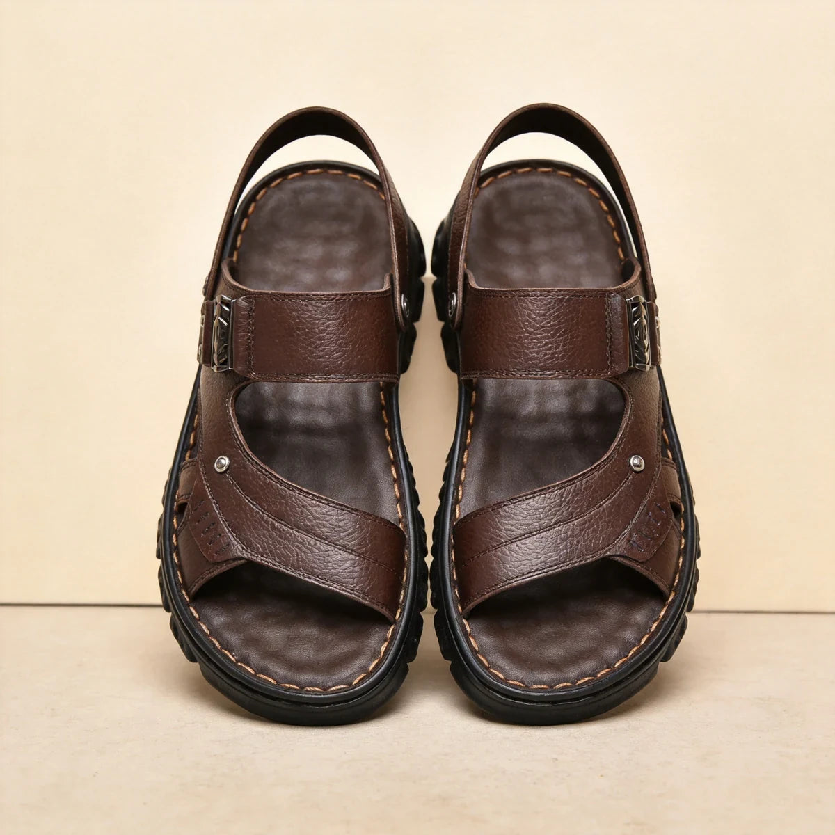 🐂【38-47】Nuevas sandalias de playa de cuero con suela gruesa para hombre