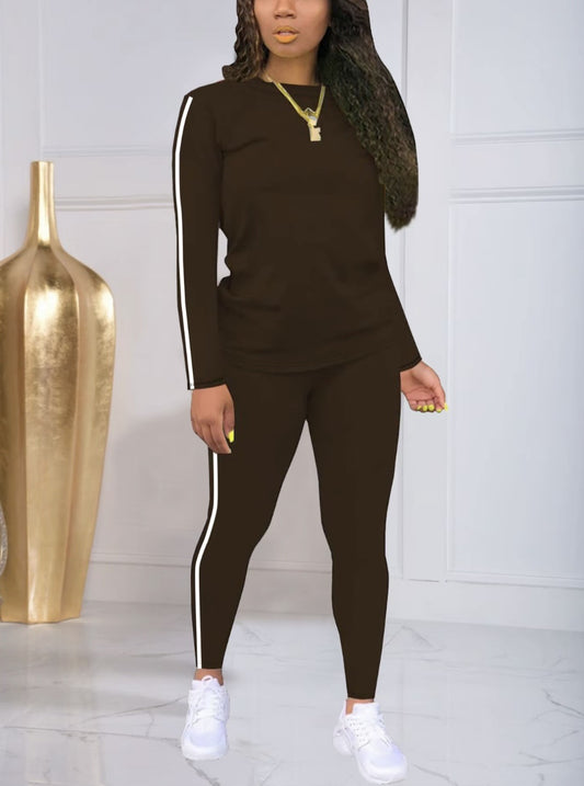 🍁 【S-2XL】Conjunto femenino de dos piezas a rayas. Casual, moderno y cómodo, ideal para el uso diario y actividades al aire libre.