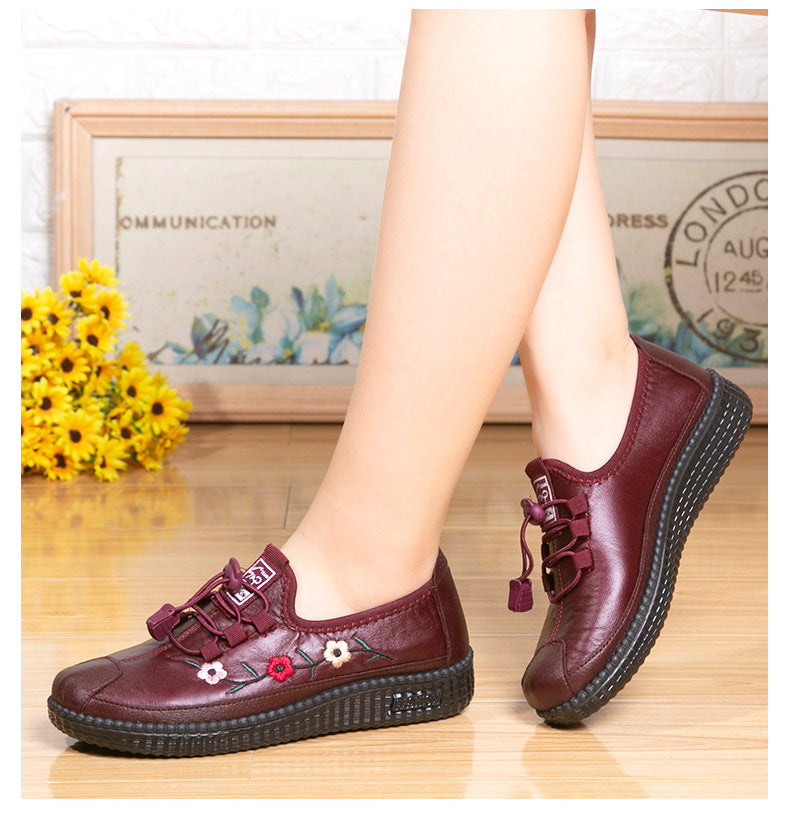 ⭐️【36-41】🔥Zapatos de madre cómodos de suela blanda con superficie de cuero, suelas suaves cómodas y antideslizantes.