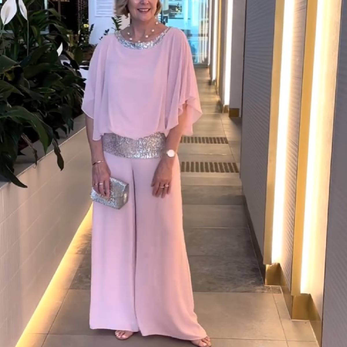 🥰[S-3XL]2026 Traje de pantalón ancho con lentejuelas y cuello redondo