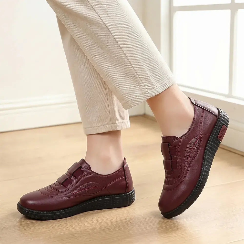 【35-41】Otoño/Invierno 2026 – Zapatos casuales de piel suave – empeine de piel suave, construcción ligera, suela gruesa de goma antideslizante; cómodos y estables.