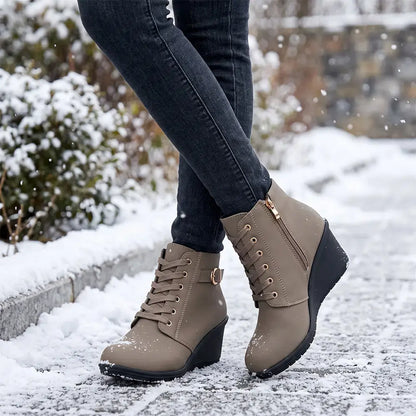 【35-42】👢 Botines de invierno con cuña para mujer: una opción elegante y estable para los días fríos.