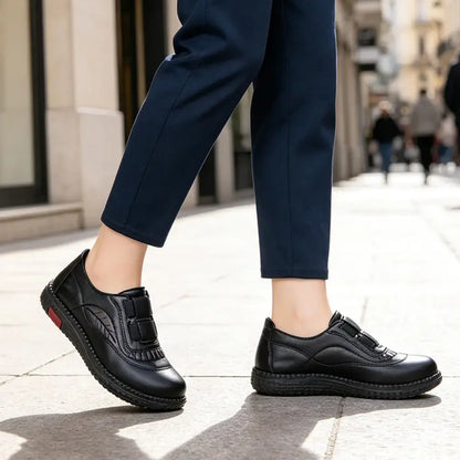 【35-41】Otoño/Invierno 2026 – Zapatos casuales de piel suave – empeine de piel suave, construcción ligera, suela gruesa de goma antideslizante; cómodos y estables.