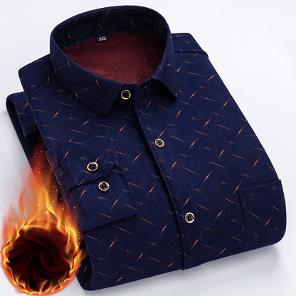 👔【L-5XL】La nueva camisa térmica de terciopelo de doble cara para hombre de otoño e invierno está de moda y es versátil.