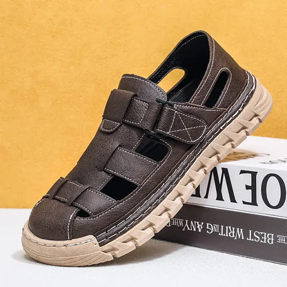 【39-45】👞Sandalias casuales antideslizantes de cuero genuino transpirables con diseño calado para hombre, colección verano 2026