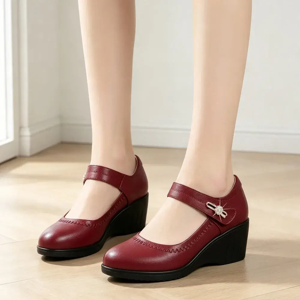 【35-41】Zapatos de piel suave con suela blanda y tacón de cuña antideslizantes para madres