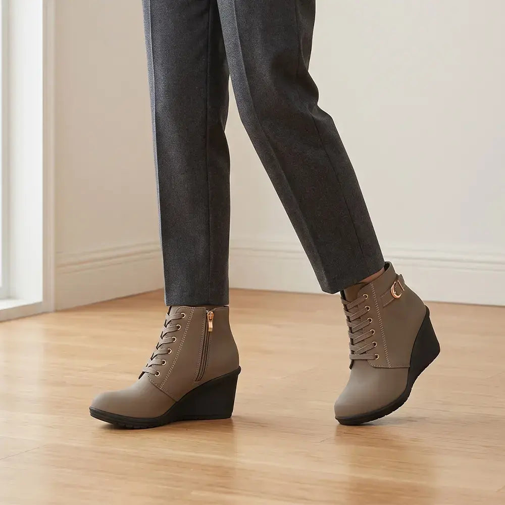 【35-42】👢 Botines de invierno con cuña para mujer: una opción elegante y estable para los días fríos.