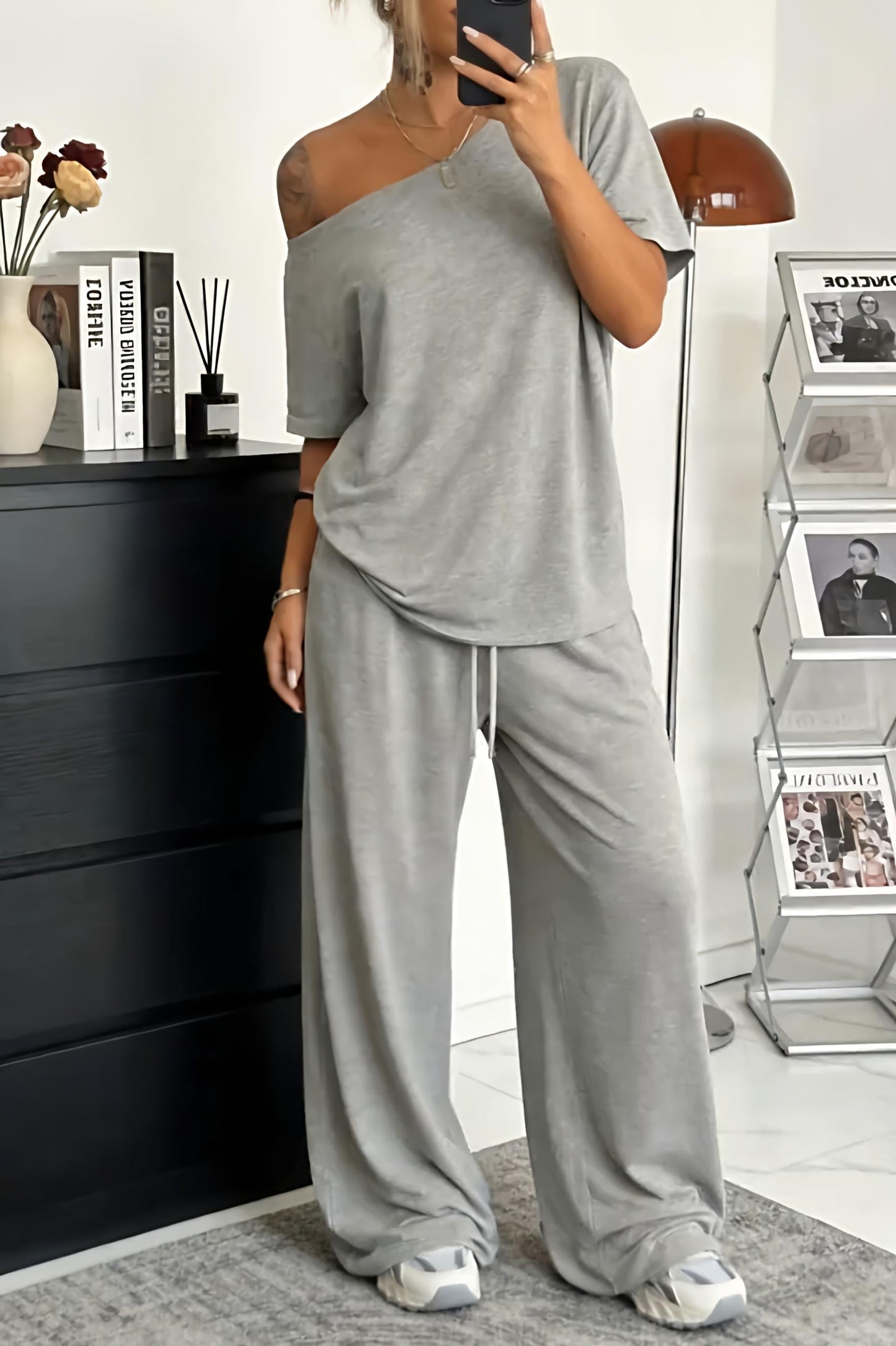 【S-5XL】Conjunto 2026: Camiseta elegante de manga corta con hombros descubiertos + Pantalones holgados con cordón y zapatos anchos 😍 ¡Imprescindible para el verano!